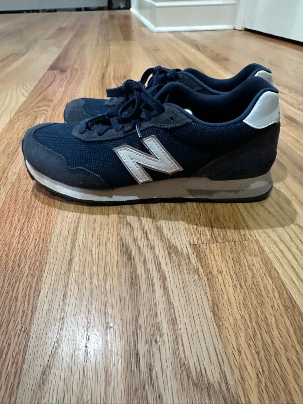 New Balance Navy Women’s 515 Size 7 - Picture 2 of 3